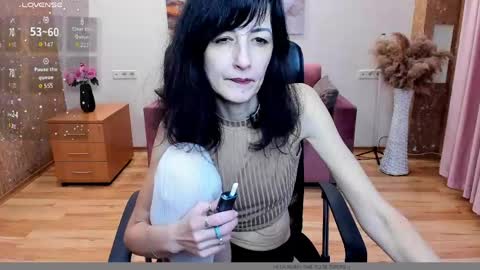 Snapshot of dana_haliti chatting on 05.07.26 Dana Haliti online show from 05.07.26