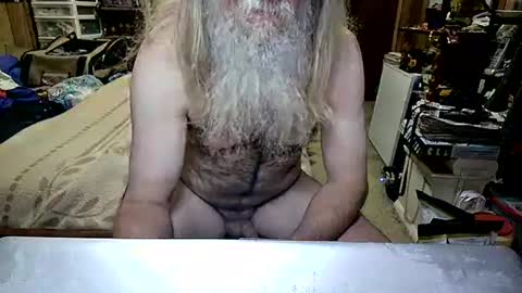 Snapshot of danagm chatting on 02.25.26 Dana online show from 02.25.26