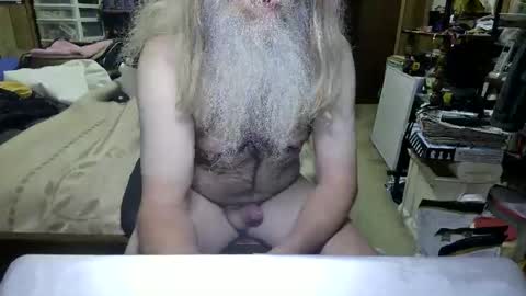 Snapshot of danagm chatting on 03.11.26 Dana online show from 03.11.26