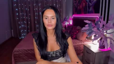 DanaMiers online show from 11.18.25