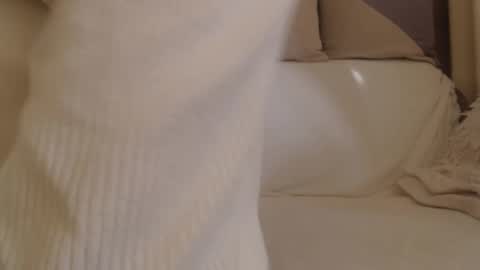 Snapshot of danaperfect chatting on 11.25.25 Daniella online show from 11.25.25