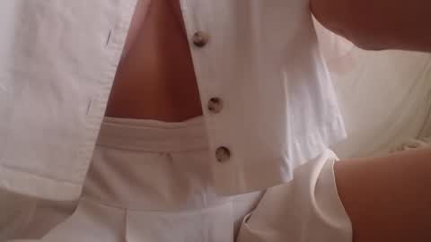 Snapshot of danaperfect chatting on 11.26.25 Daniella online show from 11.26.25