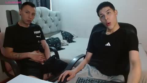 Snapshot of dandythomas chatting on 11.10.25 DANDY THOMAS angeloo 666 online show from 11.10.25