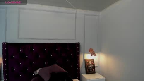 Snapshot of danee_19 chatting on 12.26.24 Daniela online show from 12.26.24