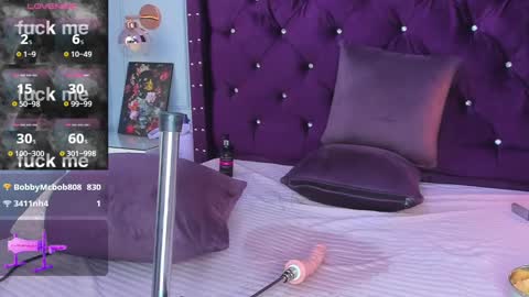 Snapshot of danee_19 chatting on 01.15.25 Daniela online show from 01.15.25