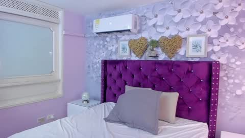 Snapshot of danee_19 chatting on 02.08.25 Daniela online show from 02.08.25