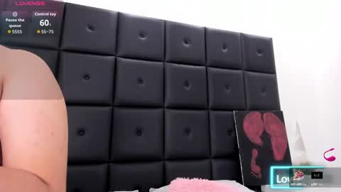 Snapshot of danellazambrano chatting on 07.12.26 online show from 07.12.26