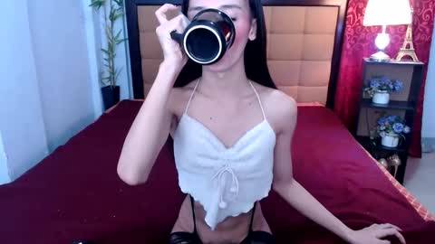 Snapshot of dangerouscock69_nica chatting on 12.05.24 Nica online show from 12.05.24