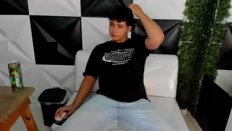 dani_cumboy online show from 11.28.25