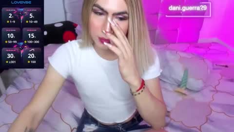 dani online show from 09.17.25