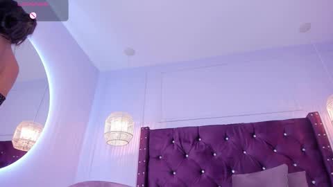 Snapshot of dani_velvet chatting on 09.13.25 online show from 09.13.25