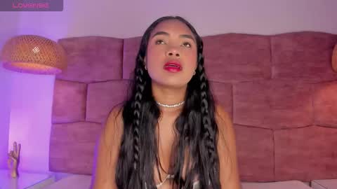 Snapshot of dani_velvet chatting on 11.09.25 online show from 11.09.25