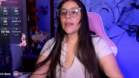 Snapshot of daniabet chatting on 10.31.25 valentina online show from 10.31.25