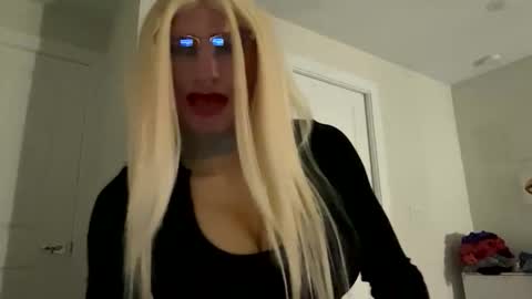 danicdgirl online show from 10.12.25