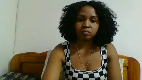 danie80704 online show from 11.15.25