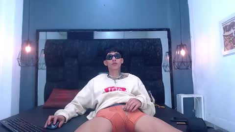 Daniel Delux  online show from 10.19.25