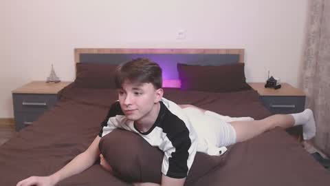 Snapshot of daniel_isaak chatting on 02.18.25 Daniel Jerry online show from 02.18.25