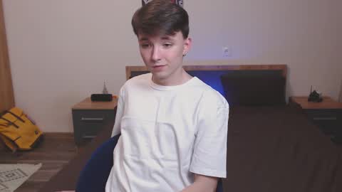 Snapshot of daniel_isaak chatting on 02.22.25 Daniel Jerry online show from 02.22.25