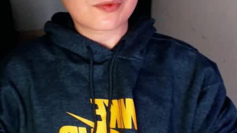 Snapshot of daniel_ruis16 chatting on 12.26.24 daniel_ruis16 online show from 12.26.24