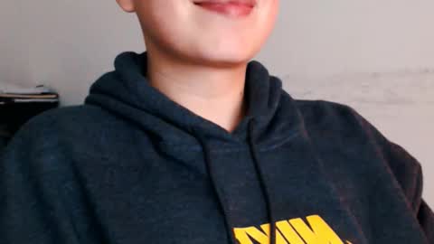 Snapshot of daniel_ruis16 chatting on 12.28.24 daniel_ruis16 online show from 12.28.24