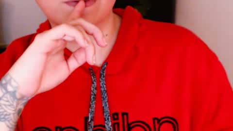 Snapshot of daniel_ruis16 chatting on 02.21.25 daniel_ruis16 online show from 02.21.25