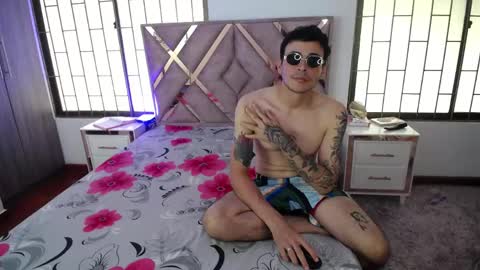 daniel_velez26 online show from 05.11.26