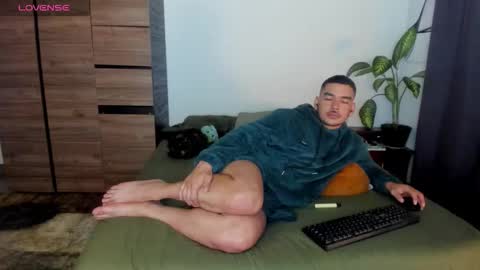 Snapshot of daniel_vianchi chatting on 11.15.25 Dani online show from 11.15.25