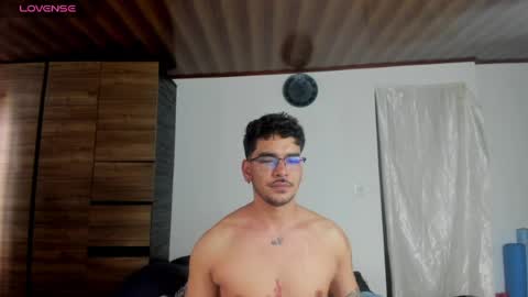 Snapshot of daniel_vianchi chatting on 03.31.26 Dani online show from 03.31.26