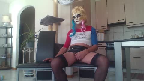 Snapshot of daniela69i chatting on 02.04.25 newcumer online show from 02.04.25