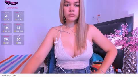 daniela online show from 03.23.26