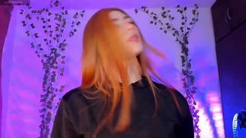 Snapshot of daniela_saenz1 chatting on 01.18.25 Dani Saenz online show from 01.18.25