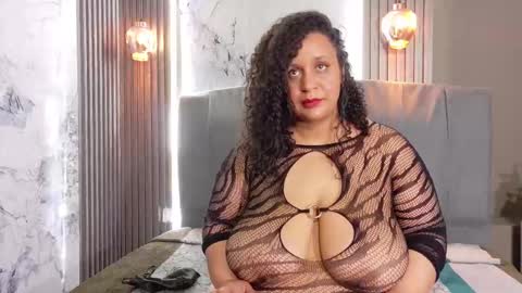 Snapshot of danielaa_a chatting on 12.14.25 Daniela online show from 12.14.25