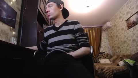 Snapshot of danielgraysoon chatting on 03.04.25 Daniel Grayson online show from 03.04.25