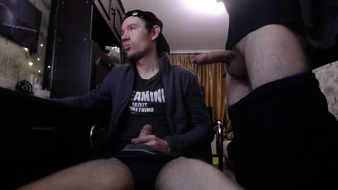 Snapshot of danielgraysoon chatting on 10.18.25 Daniel Grayson online show from 10.18.25