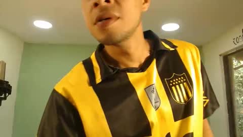 Snapshot of danielitopapii chatting on 12.16.25 danielitopapii online show from 12.16.25