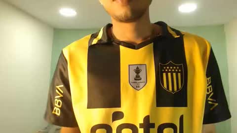 Snapshot of danielitopapii chatting on 12.17.25 danielitopapii online show from 12.17.25