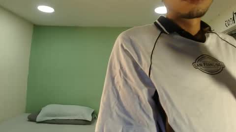 Snapshot of danielitopapii chatting on 01.17.26 danielitopapii online show from 01.17.26