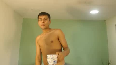 Snapshot of danielitopapii chatting on 03.10.26 danielitopapii online show from 03.10.26