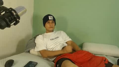 Snapshot of danielitopapii chatting on 03.13.26 danielitopapii online show from 03.13.26