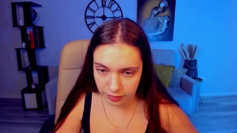 Daniella online show from 10.07.25