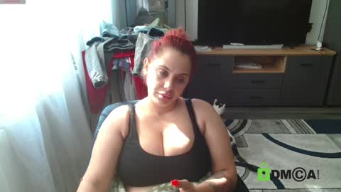Snapshot of daniellavas chatting on 04.23.26 JessicaWhite online show from 04.23.26