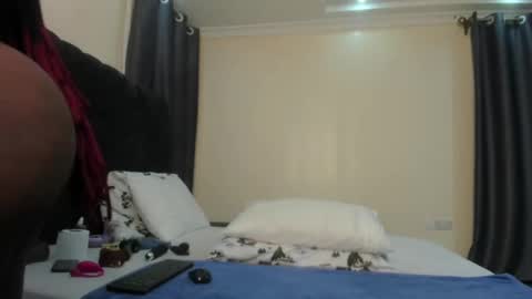 danielle_rock online show from 02.18.25