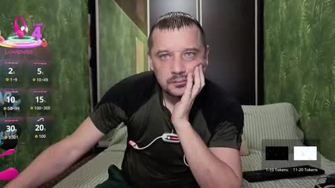 Snapshot of danielocool chatting on 10.30.25 DanieloCool online show from 10.30.25