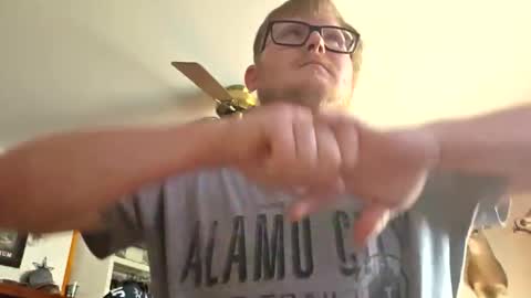 Daniel    y. online show from 02.12.26