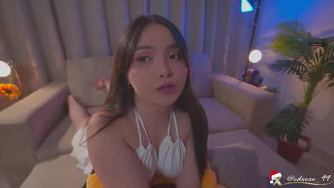 Snapshot of danii_xoxo chatting on 12.18.25 online show from 12.18.25