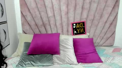 DaniiBelluci  online show from 01.15.26