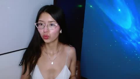Snapshot of daniirizo chatting on 05.06.26 Dani online show from 05.06.26