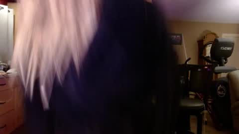 Snapshot of danikawhite69 chatting on 02.05.25 DanikaWhite69 online show from 02.05.25