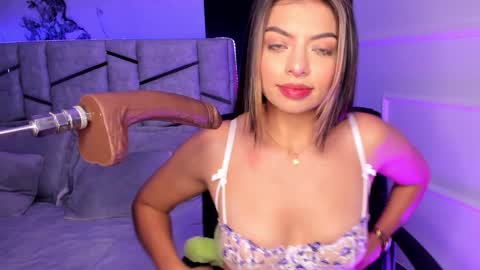 Snapshot of daniphoenixx chatting on 02.03.25 Dani Phonenix online show from 02.03.25