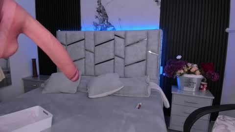 Dani Phonenix online show from 01.09.26